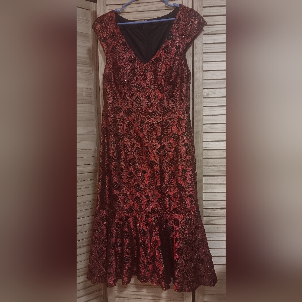 Dress red n black - Picture 4 of 5